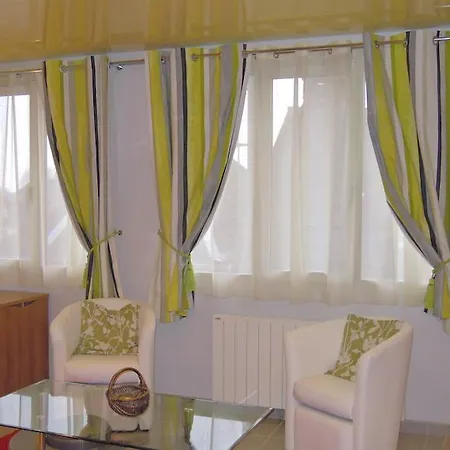 Les Hellebores Кодбек-ан-Ко