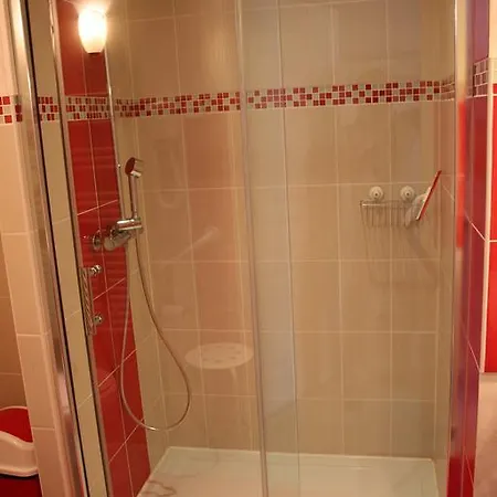 Апартаменты Les Hellebores Кодбек-ан-Ко